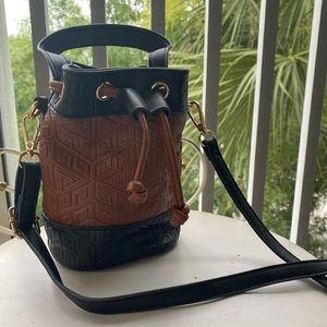 SOLD!!! ASOS Hand and Crossbody Bucket Bag 💼